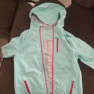 GIRLS VINEYARD VINES RAIN JACKET